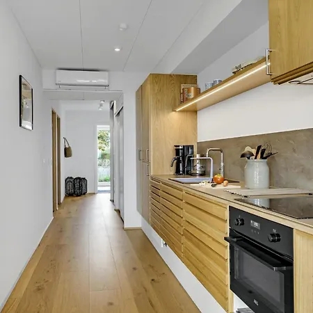 2 Bedroom Gorgeous In 公寓 *